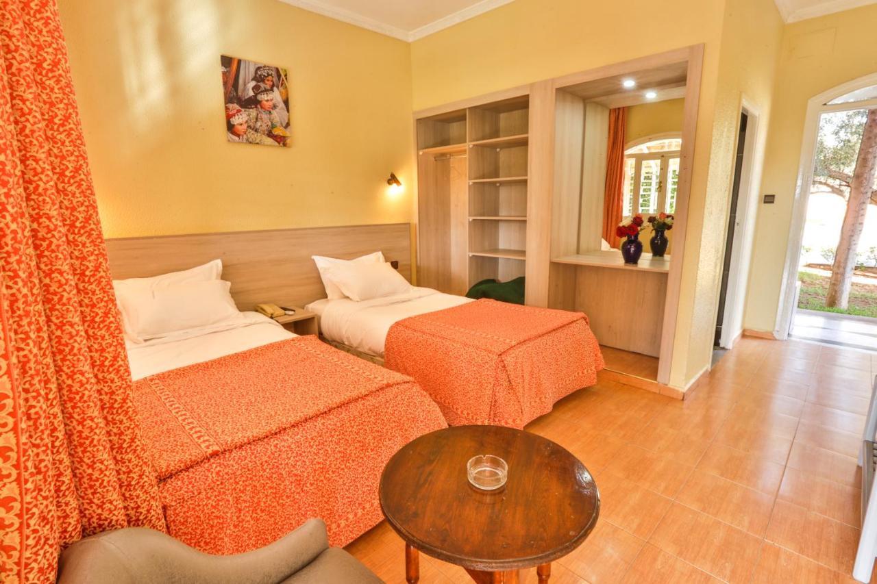 Complexe El Bassatine Hotel Béni Mellal Eksteriør billede