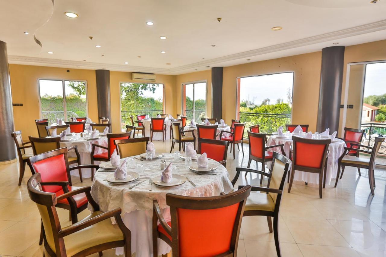 Complexe El Bassatine Hotel Béni Mellal Eksteriør billede