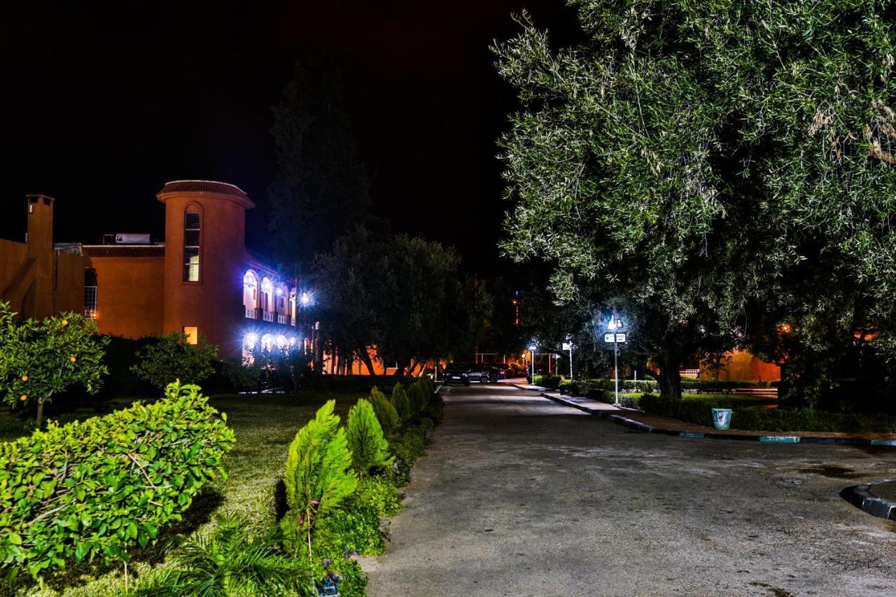 Complexe El Bassatine Hotel Béni Mellal Eksteriør billede